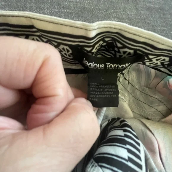 Jealous Tomato Women’s Black White Floral Tapered Pants Size L - Picture 5 of 5